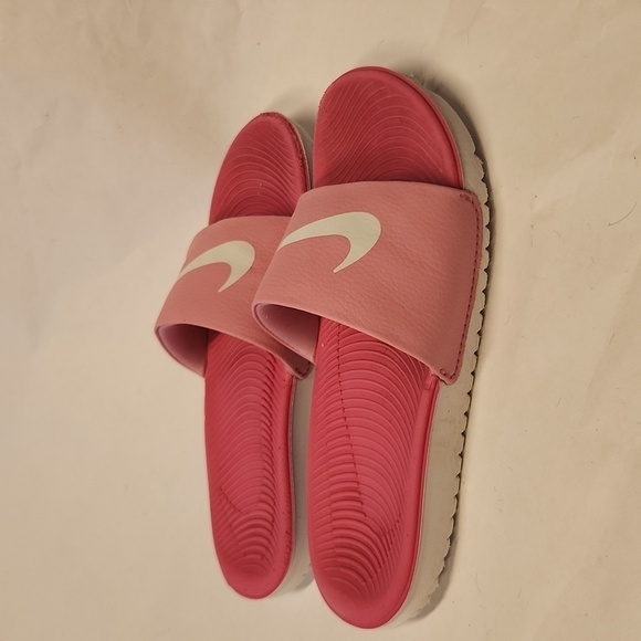 Nike Slides Size 13 c Pink White Sandals - Picture 1 of 12